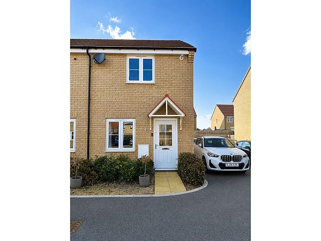 81 Longland Crescent, Ramsey, Huntingdon